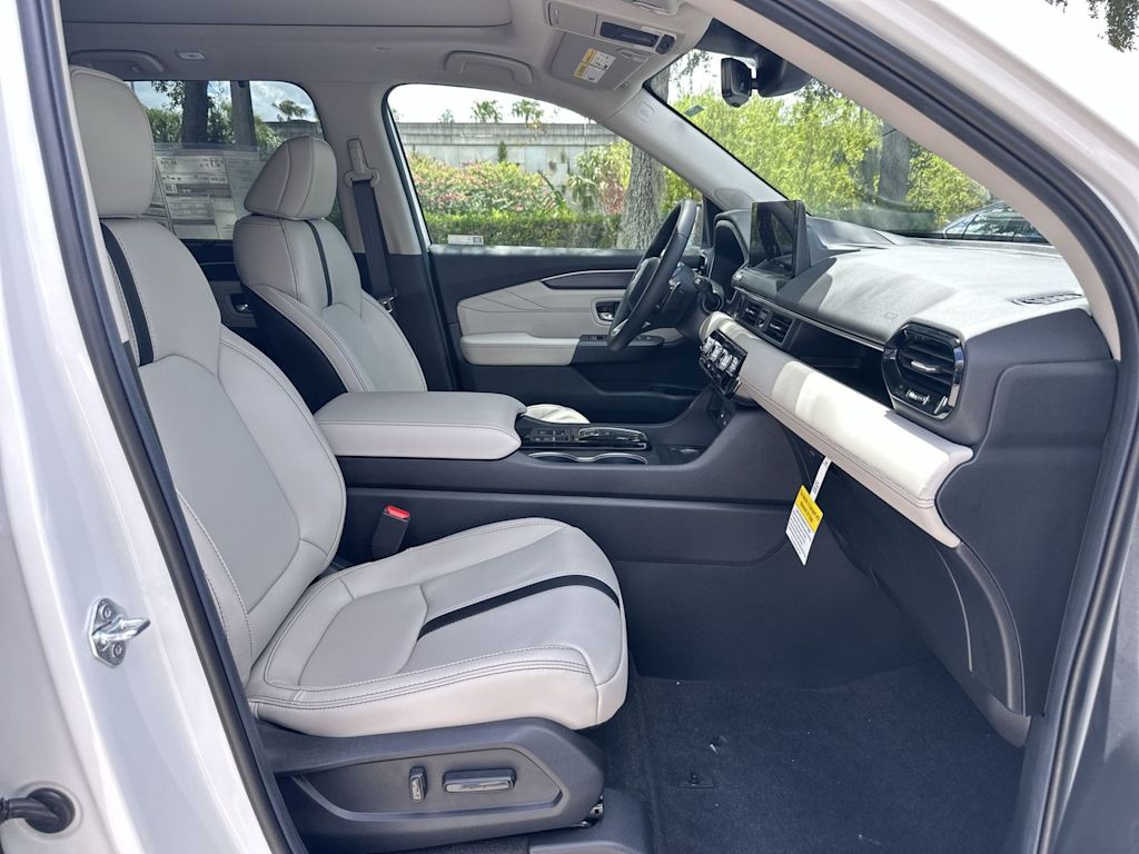 Thumbnail: 2026 Honda Pilot - 22