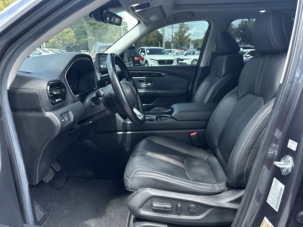 Thumbnail: 2025 Honda Pilot - 8
