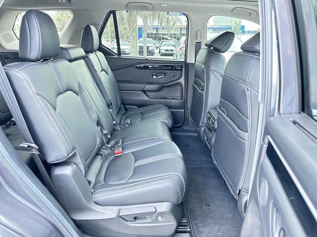 Thumbnail: 2025 Honda Pilot - 22