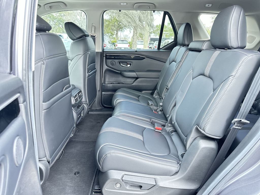 Thumbnail: 2025 Honda Pilot - 21