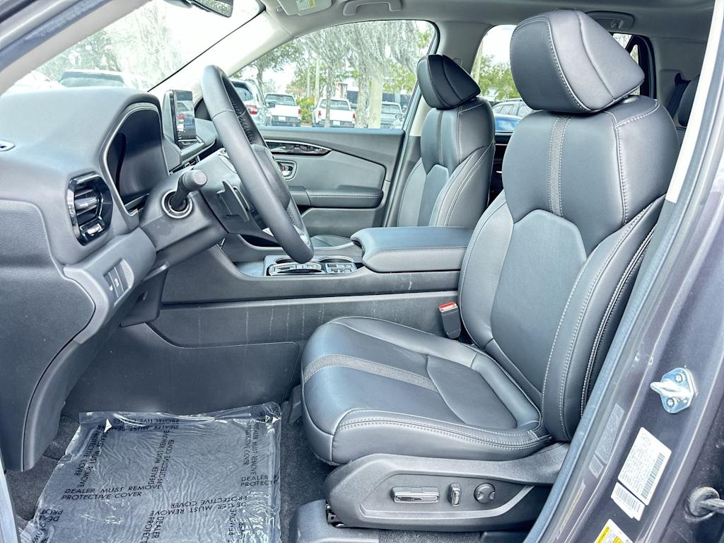 Thumbnail: 2025 Honda Pilot - 10