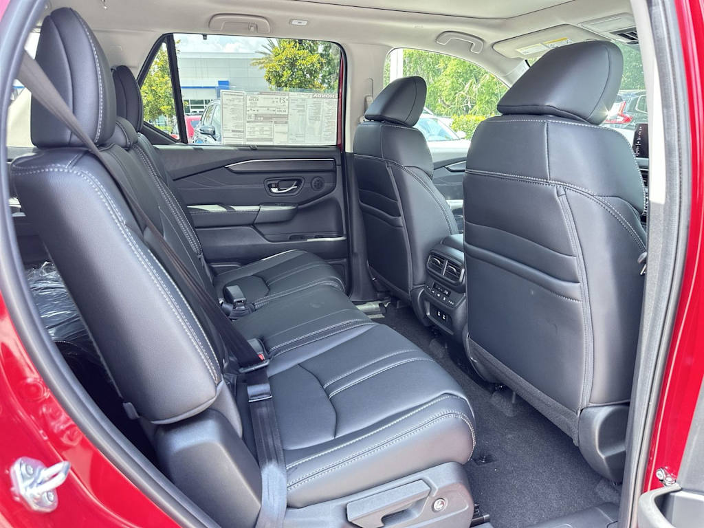 Thumbnail: 2026 Honda Pilot - 20