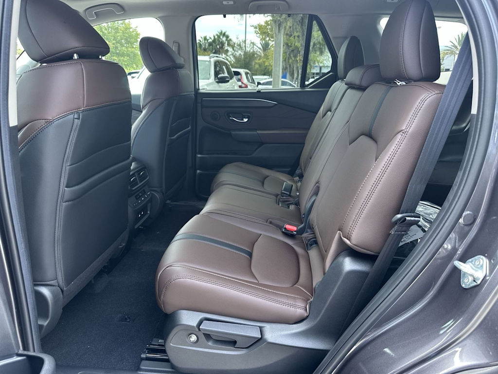 Thumbnail: 2026 Honda Pilot - 19
