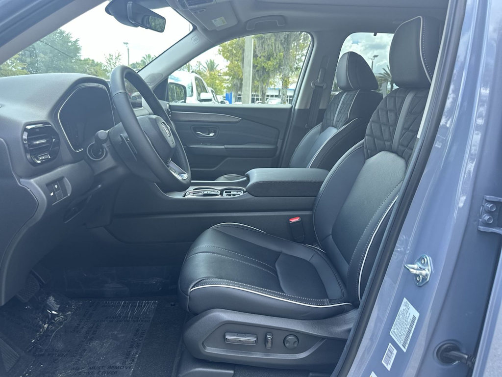 Thumbnail: 2026 Honda Pilot - 9
