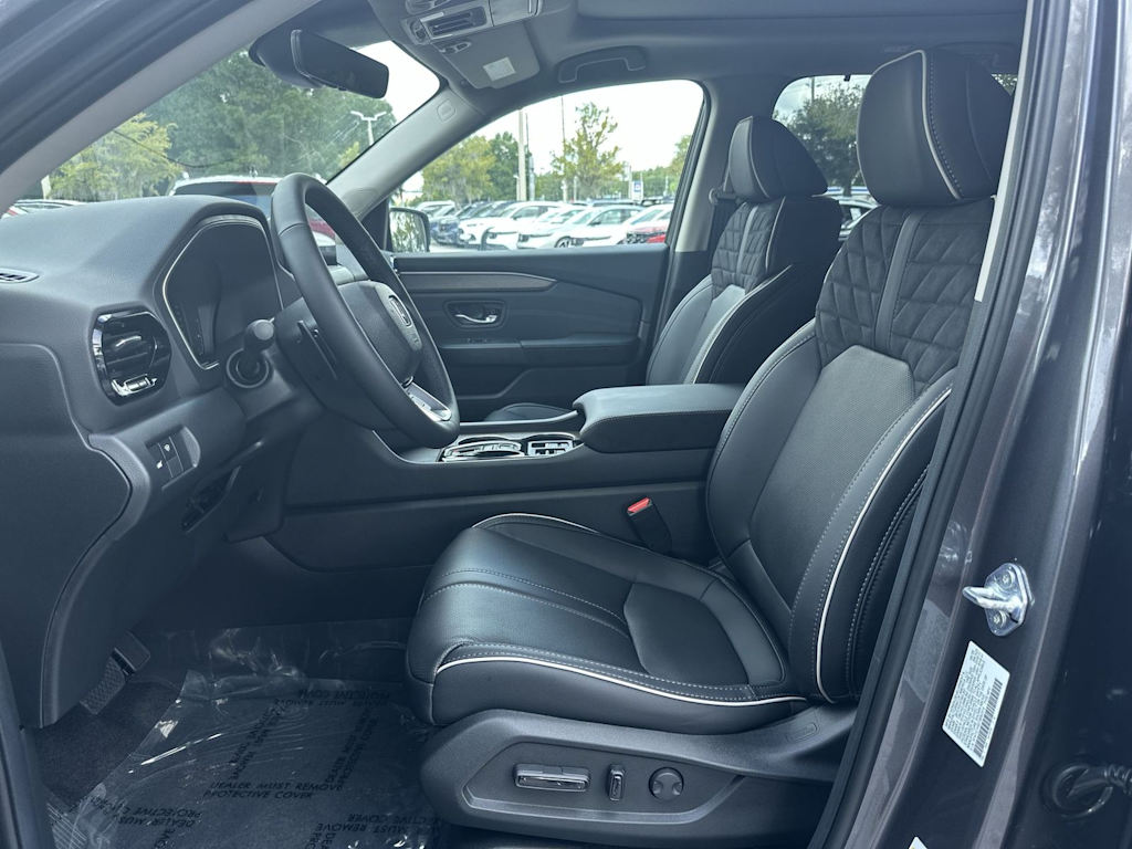 Thumbnail: 2026 Honda Pilot - 10