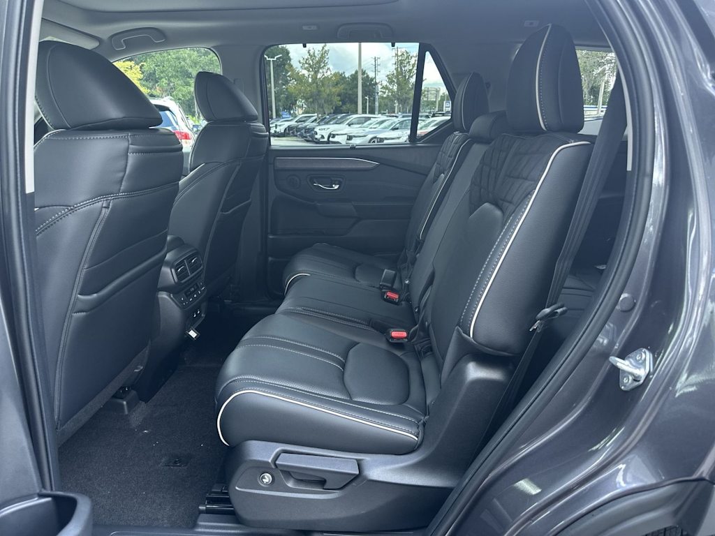 Thumbnail: 2026 Honda Pilot - 20