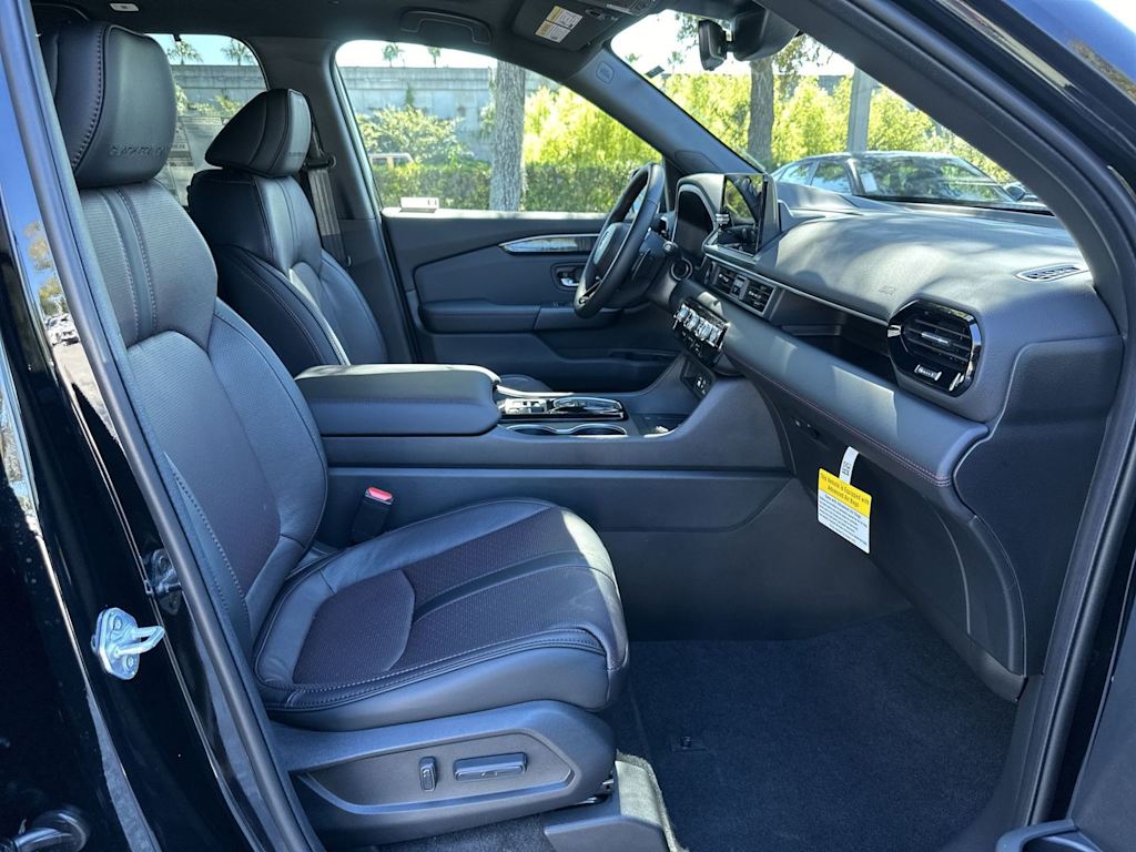 Thumbnail: 2025 Honda Pilot - 19