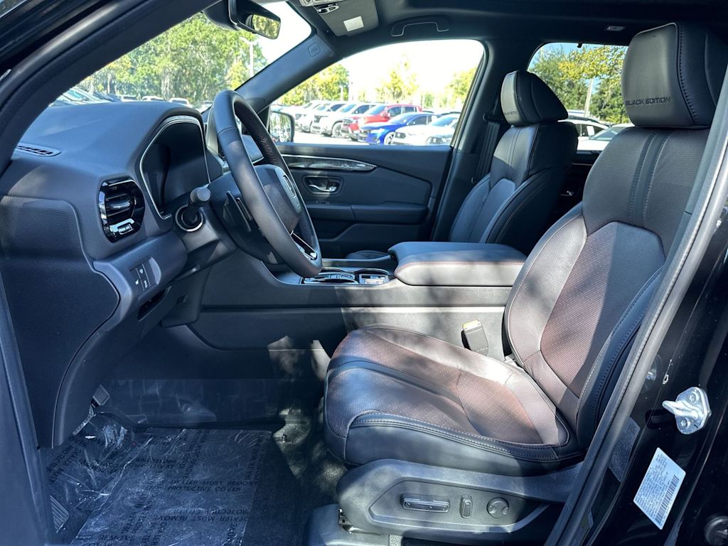 Thumbnail: 2025 Honda Pilot - 10
