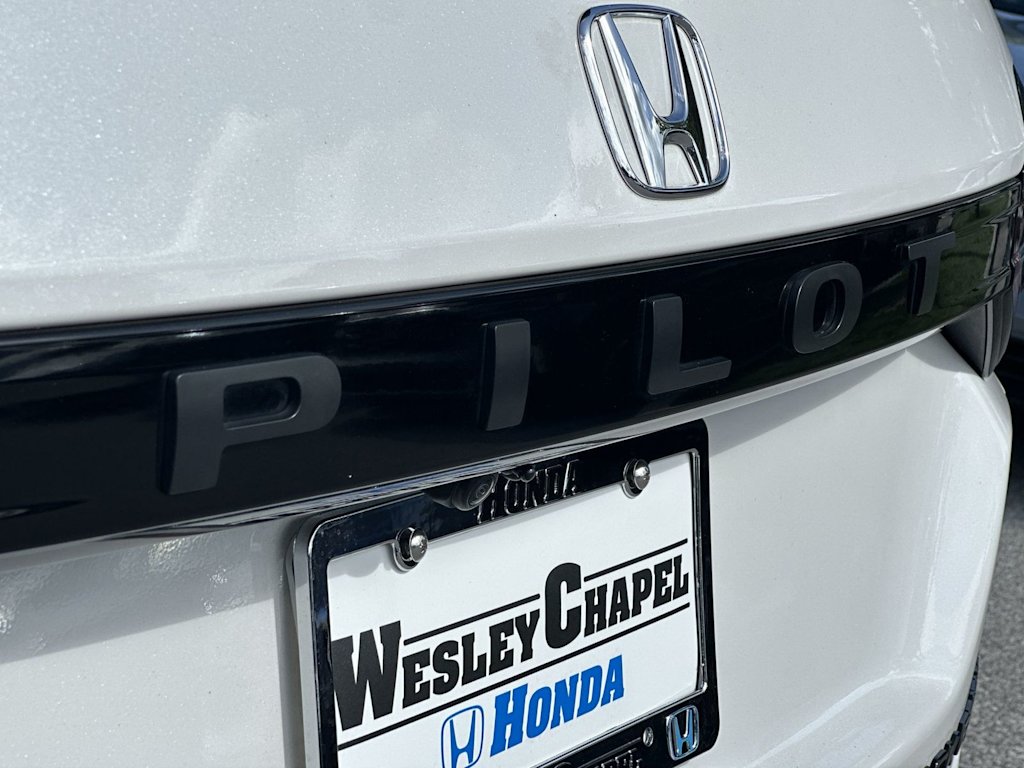 Thumbnail: 2025 Honda Pilot - 18
