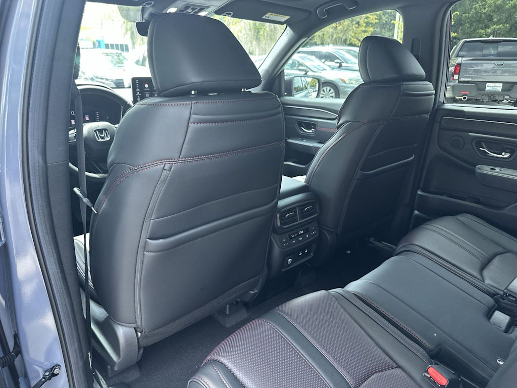 Thumbnail: 2026 Honda Pilot - 11