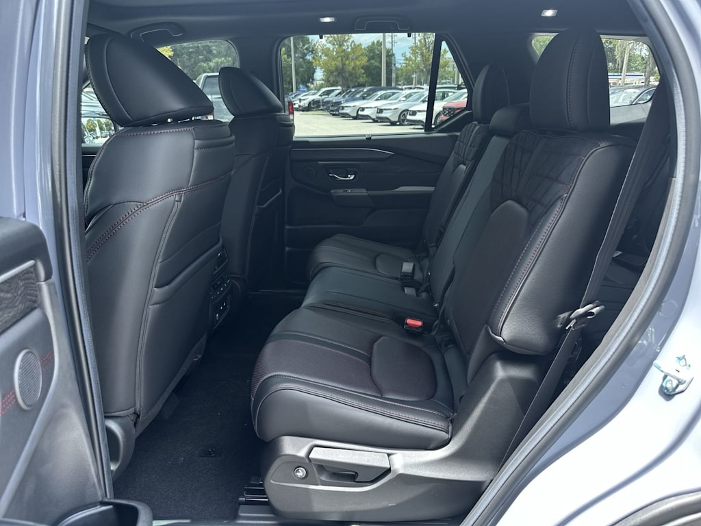 Thumbnail: 2026 Honda Pilot - 19