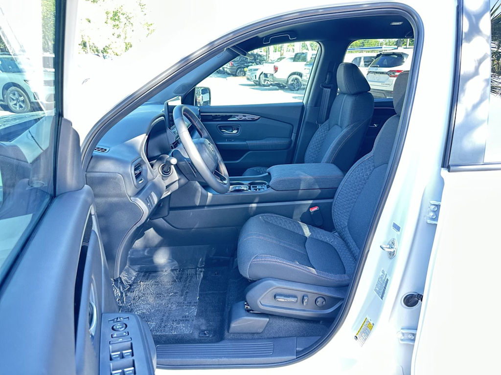 Thumbnail: 2026 Honda Pilot - 12
