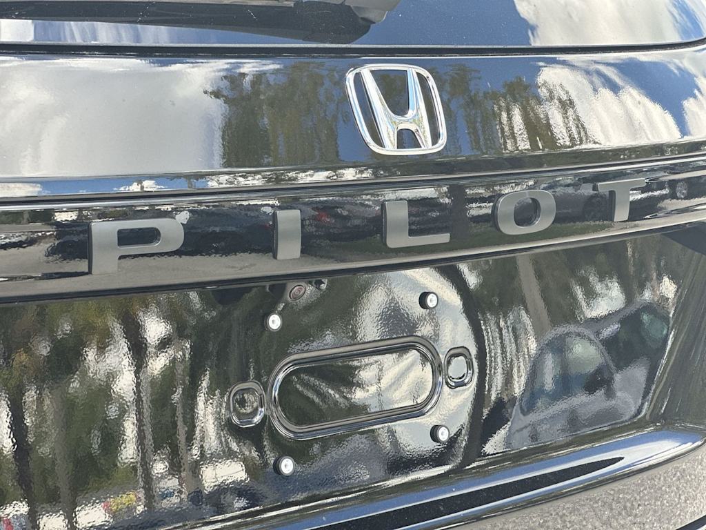 Thumbnail: 2026 Honda Pilot - 19