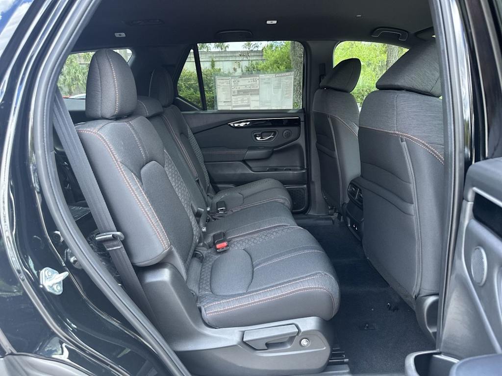 Thumbnail: 2026 Honda Pilot - 22