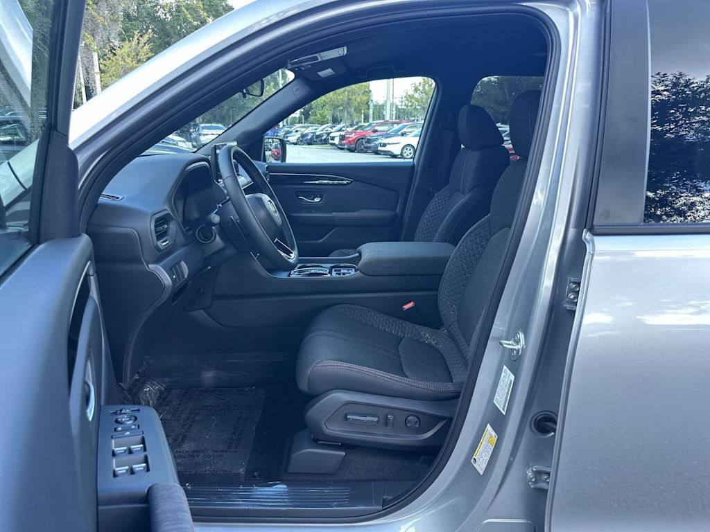 Thumbnail: 2026 Honda Pilot - 16
