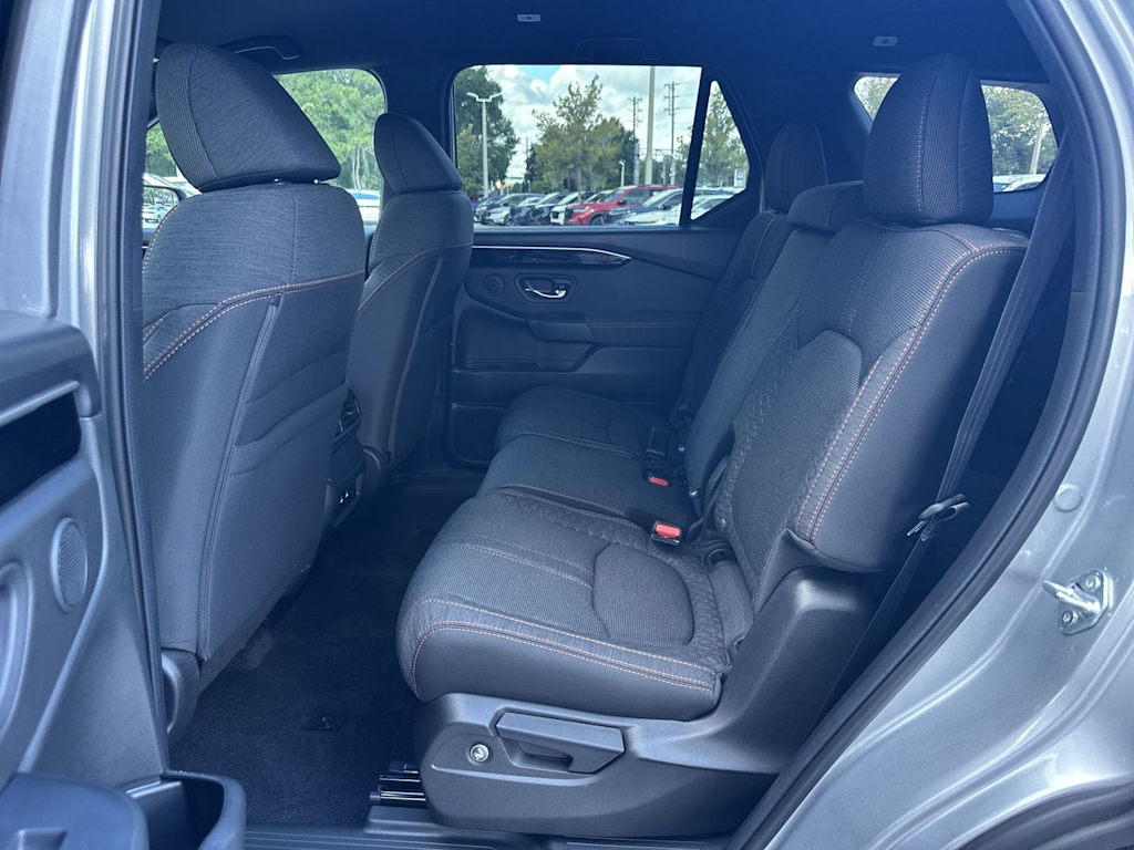 Thumbnail: 2026 Honda Pilot - 21