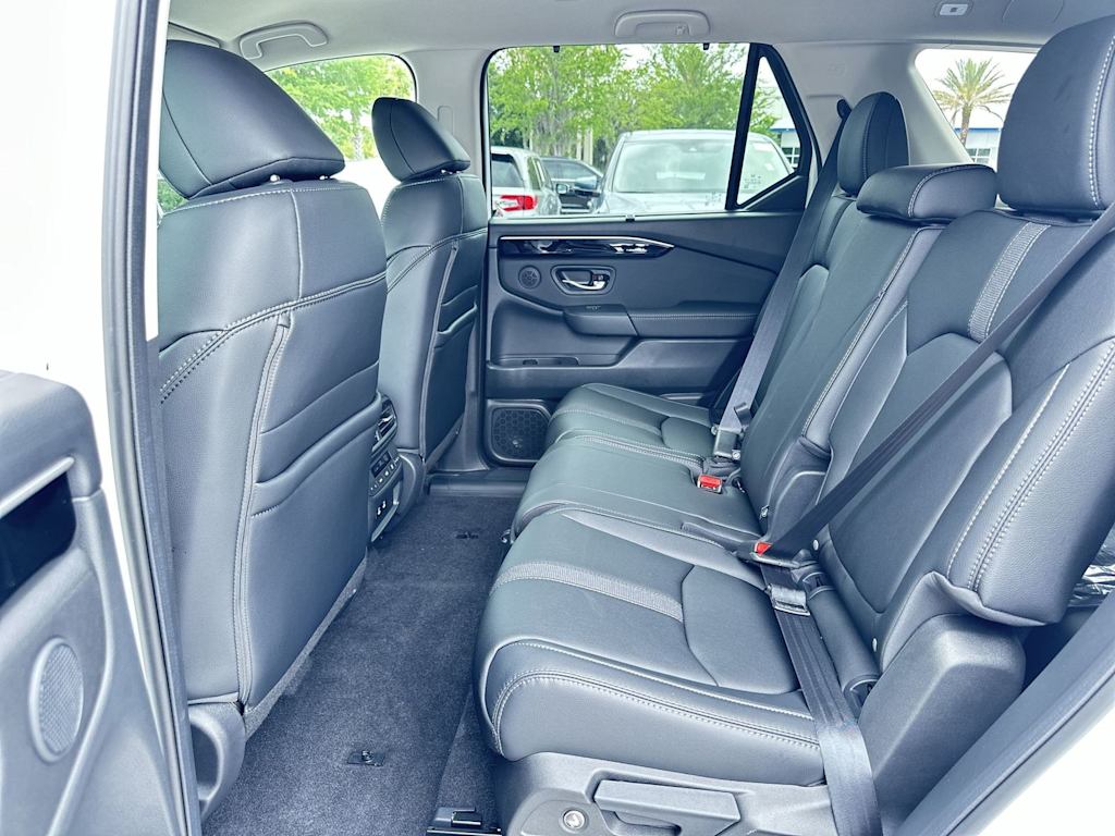 Thumbnail: 2026 Honda Pilot - 20