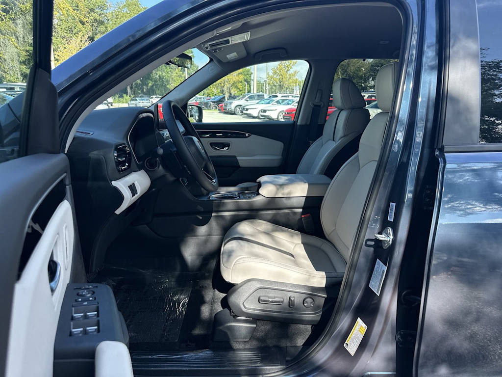 Thumbnail: 2026 Honda Pilot - 9