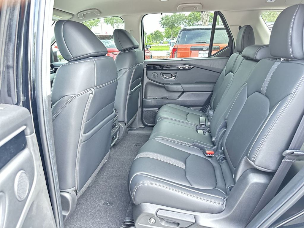 Thumbnail: 2026 Honda Pilot - 20