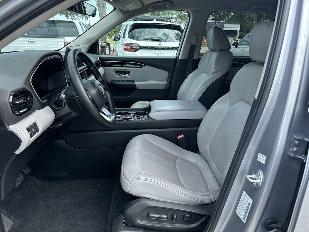 Thumbnail: 2025 Honda Pilot - 9