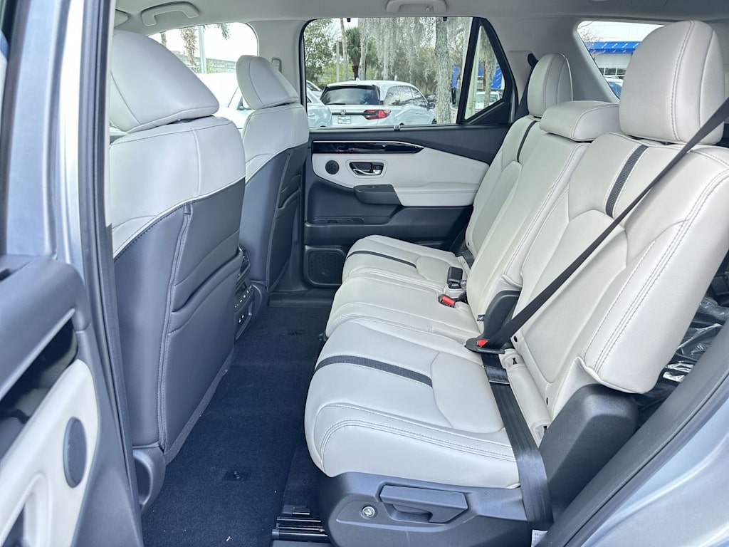 Thumbnail: 2026 Honda Pilot - 19