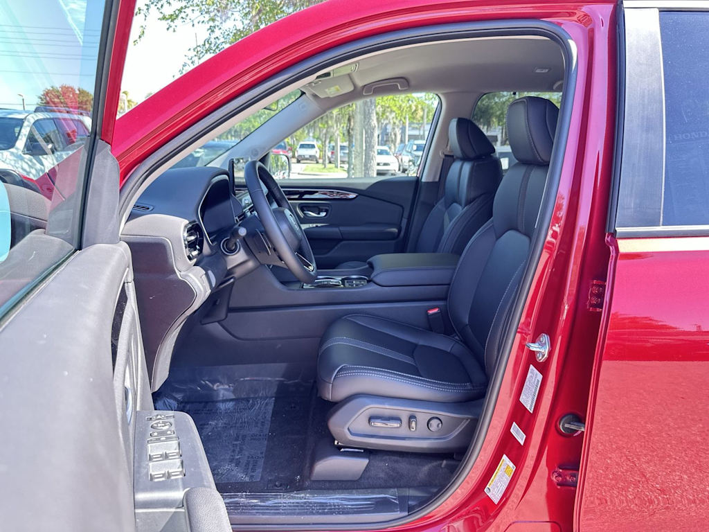 Thumbnail: 2026 Honda Pilot - 13