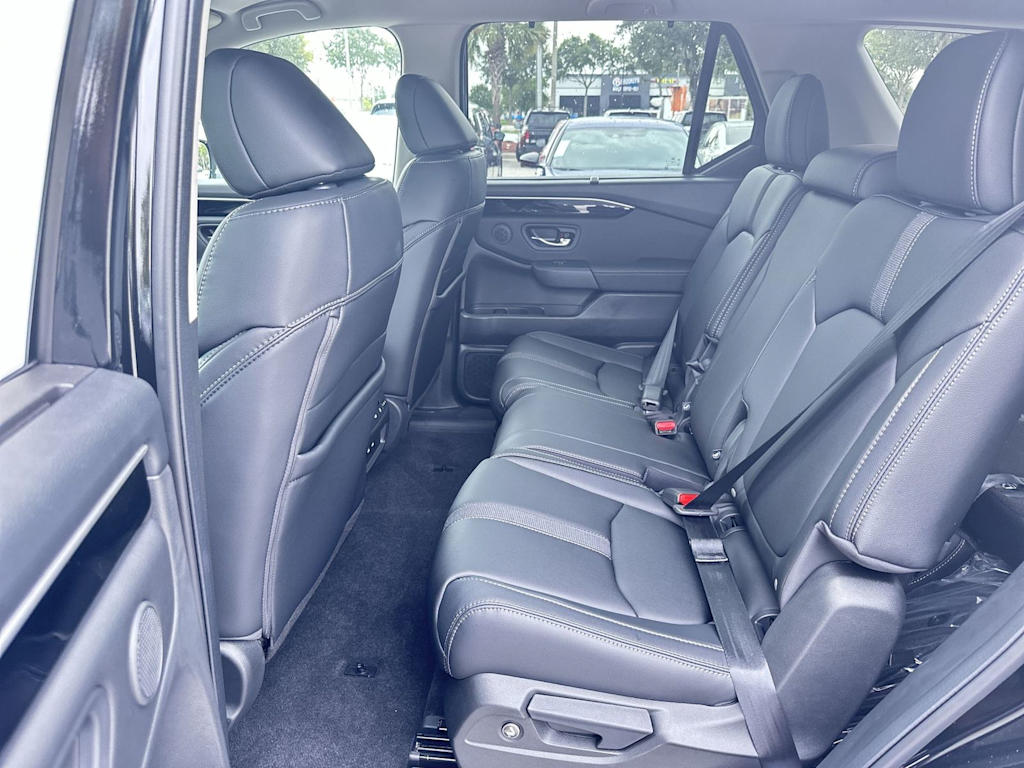 Thumbnail: 2026 Honda Pilot - 19