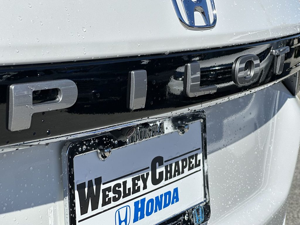 Thumbnail: 2026 Honda Pilot - 17