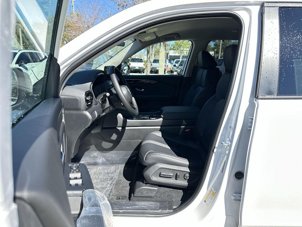 Thumbnail: 2026 Honda Pilot - 11