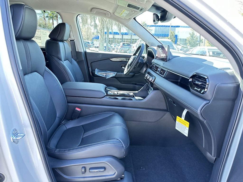 Thumbnail: 2026 Honda Pilot - 10
