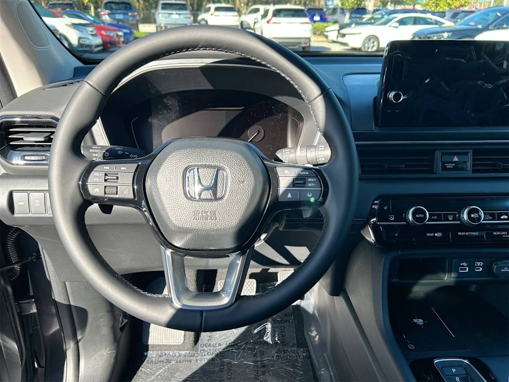 2025 Honda Pilot EX-L 8