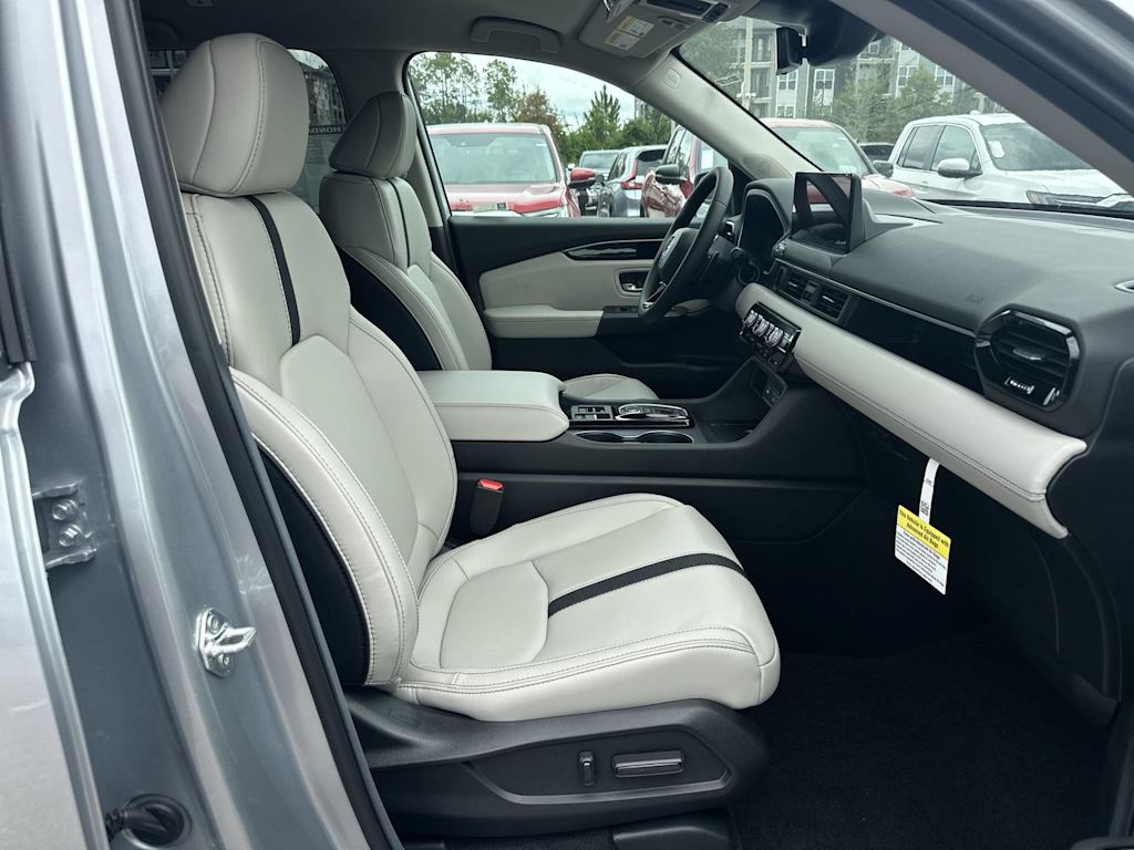 Thumbnail: 2026 Honda Pilot - 9