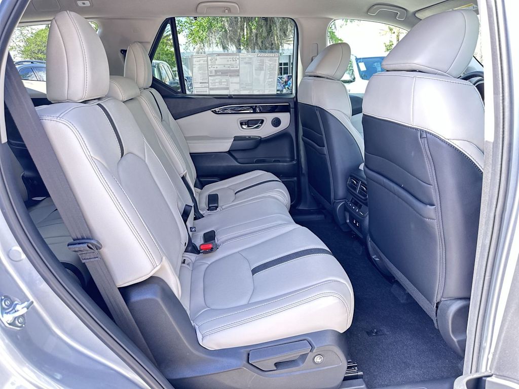 Thumbnail: 2026 Honda Pilot - 19