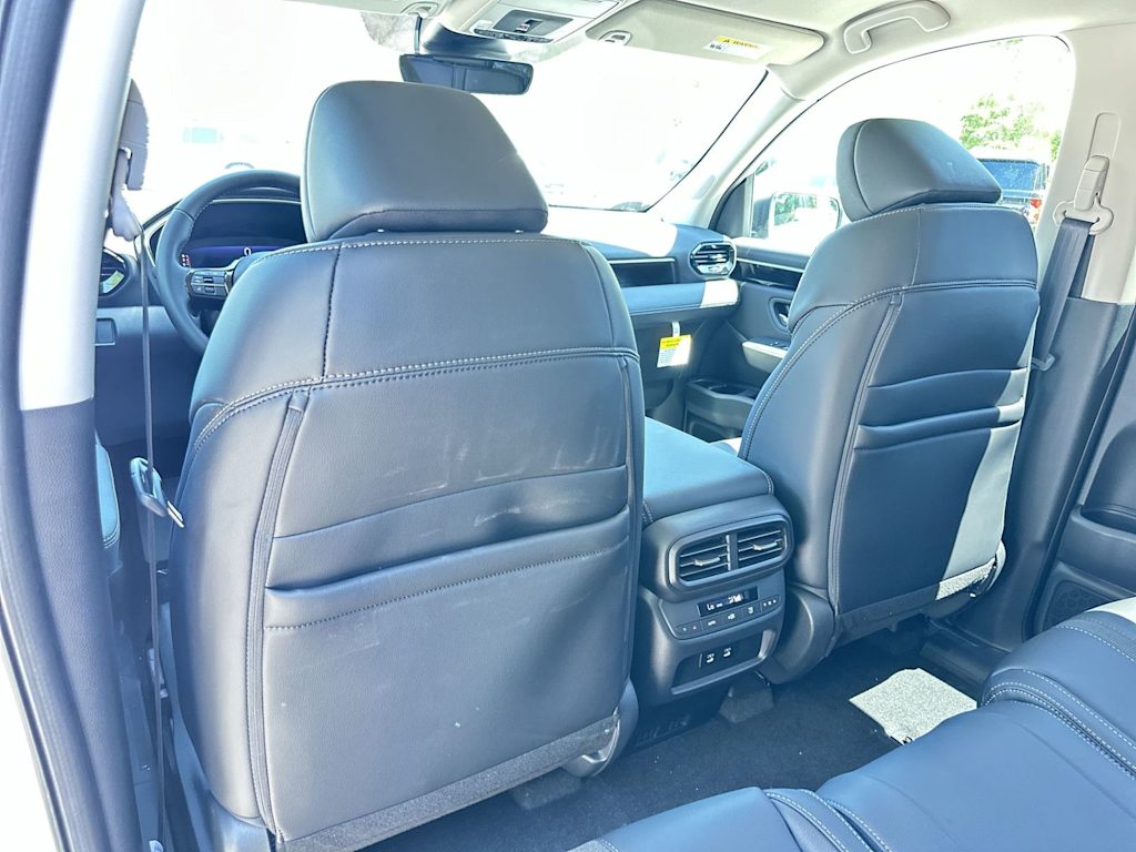 Thumbnail: 2026 Honda Pilot - 20