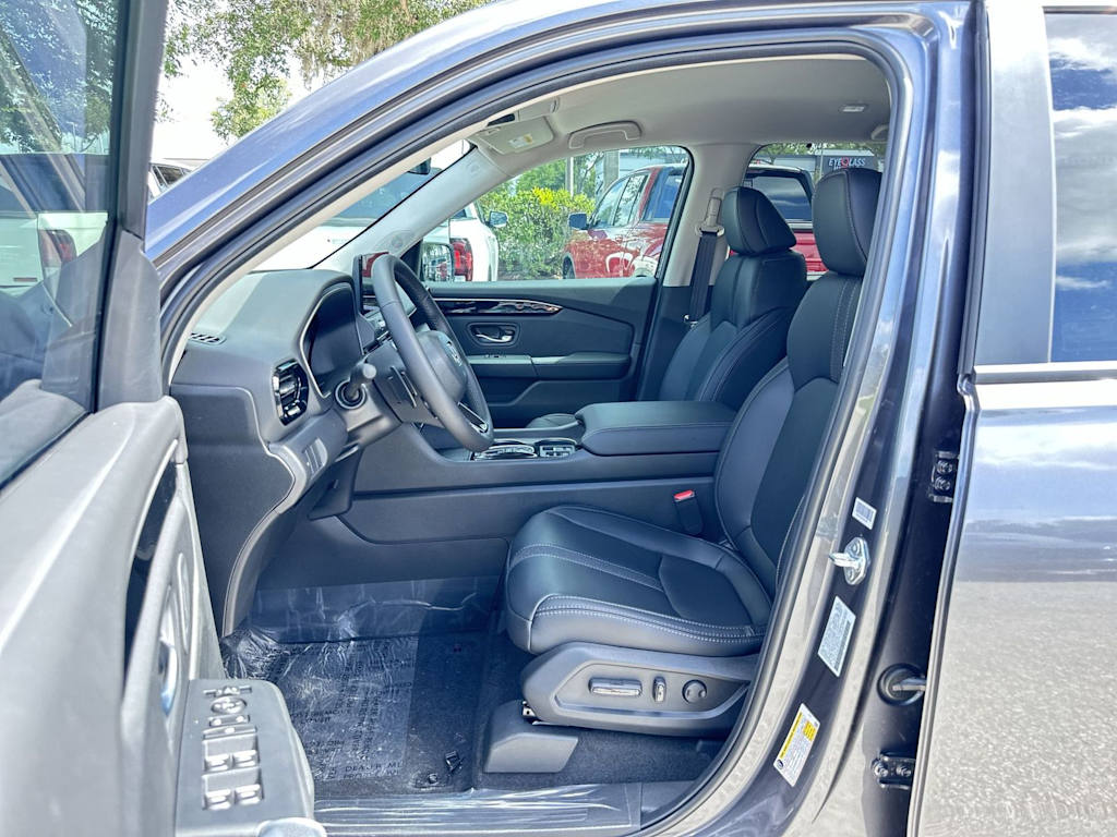 Thumbnail: 2026 Honda Pilot - 9