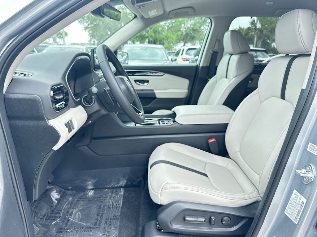 Thumbnail: 2026 Honda Pilot - 10