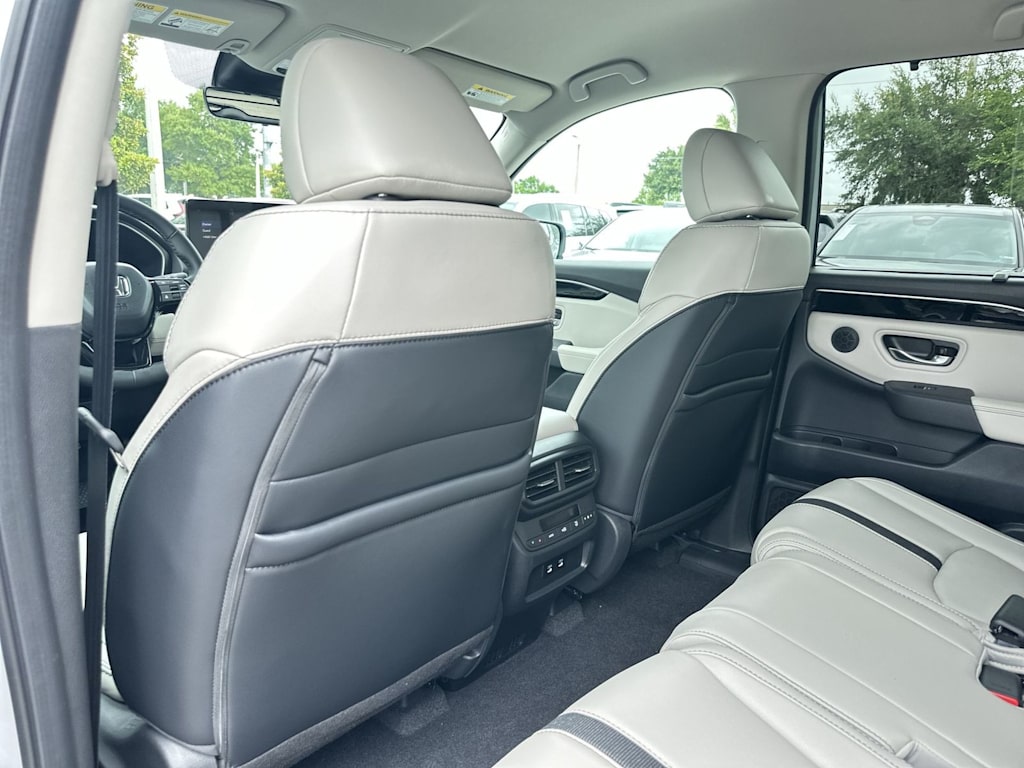 Thumbnail: 2026 Honda Pilot - 11