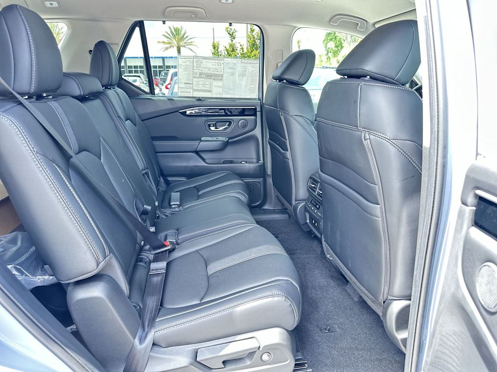 Thumbnail: 2026 Honda Pilot - 19