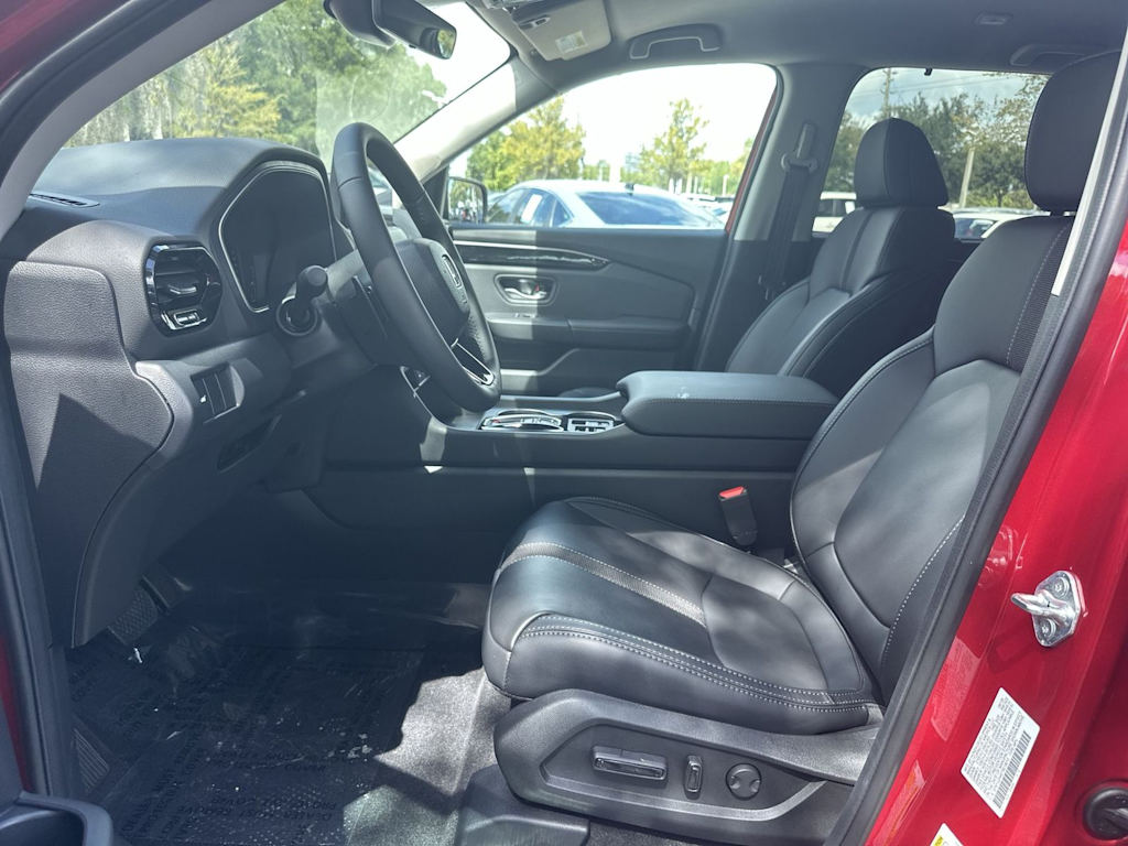 Thumbnail: 2026 Honda Pilot - 8