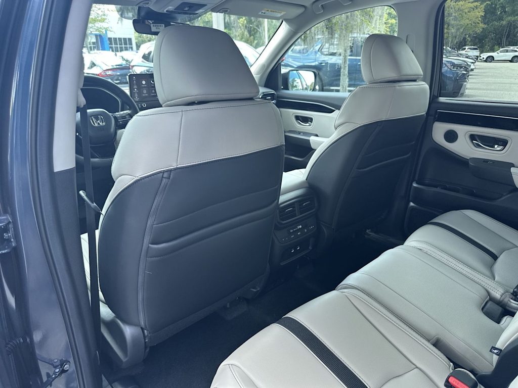 Thumbnail: 2026 Honda Pilot - 11