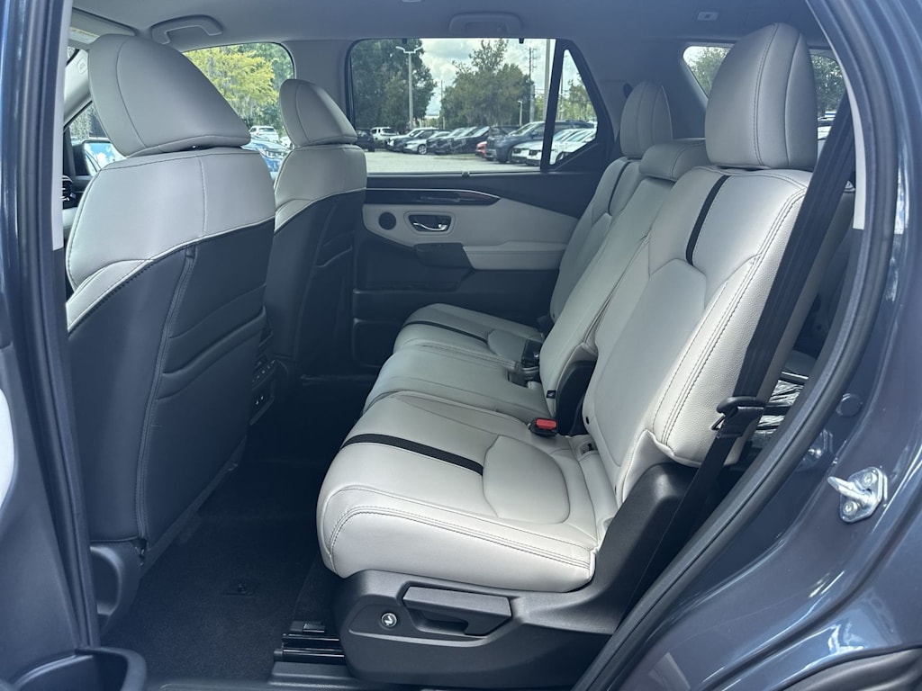 Thumbnail: 2026 Honda Pilot - 20