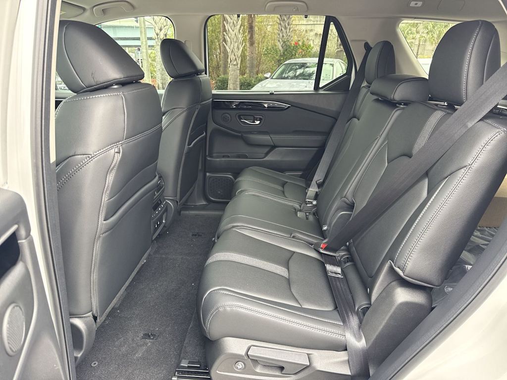 Thumbnail: 2026 Honda Pilot - 19