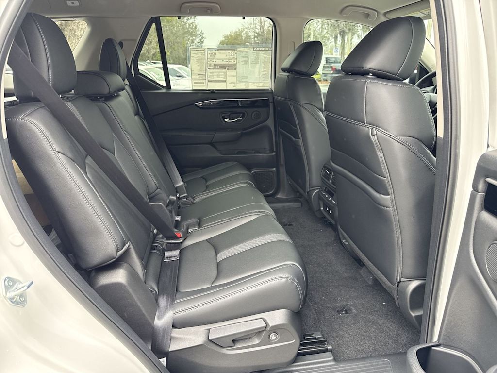 Thumbnail: 2026 Honda Pilot - 20