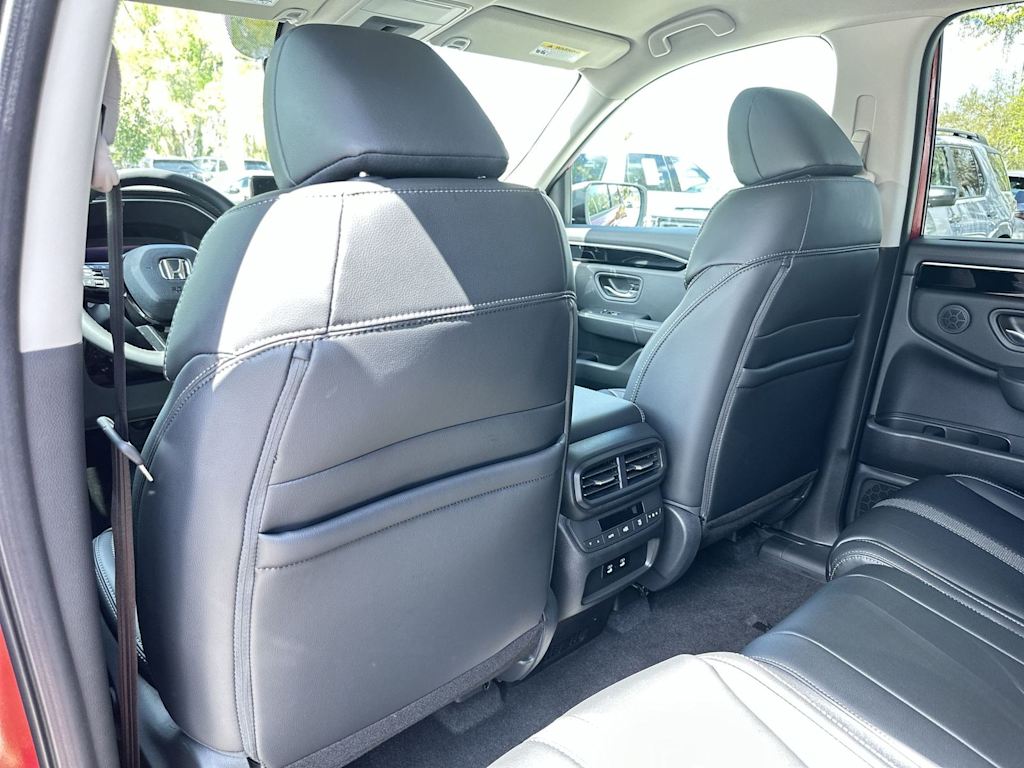 Thumbnail: 2026 Honda Pilot - 11