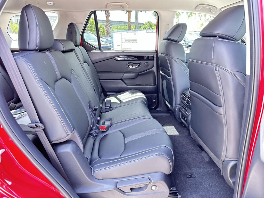 Thumbnail: 2026 Honda Pilot - 20