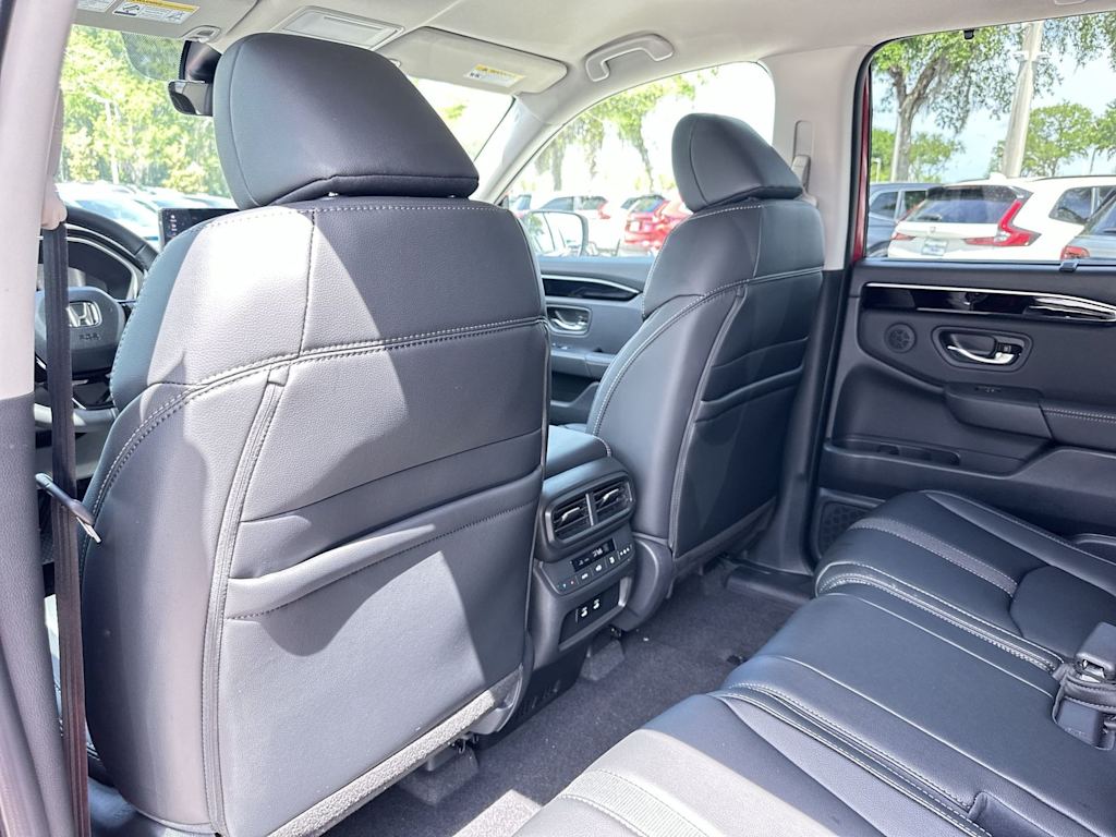 Thumbnail: 2026 Honda Pilot - 11