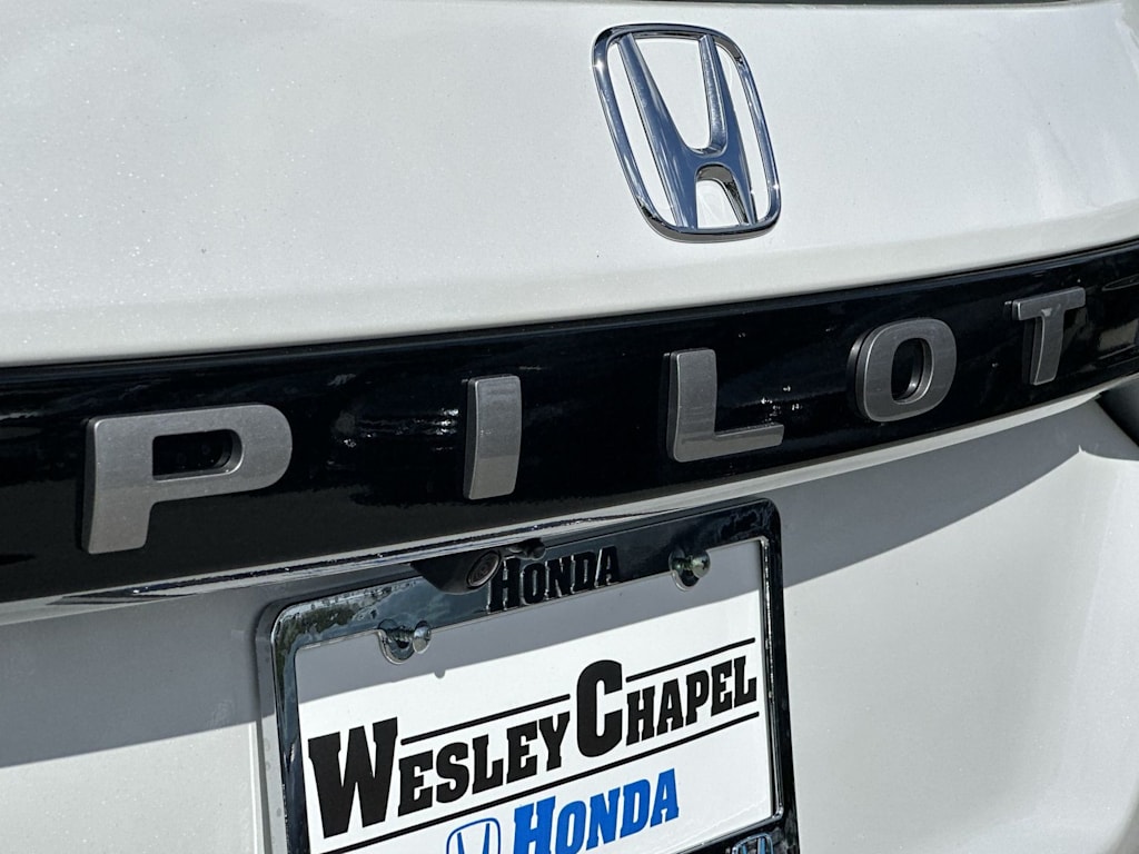 Thumbnail: 2026 Honda Pilot - 18