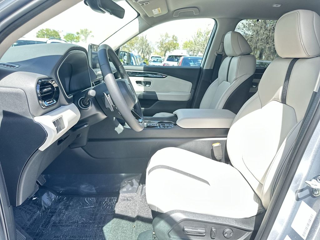 Thumbnail: 2026 Honda Pilot - 10