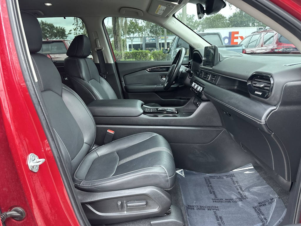 Thumbnail: 2023 Honda Pilot - 9