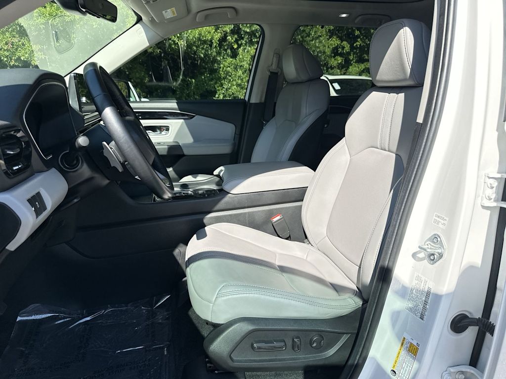 Thumbnail: 2025 Honda Pilot - 11